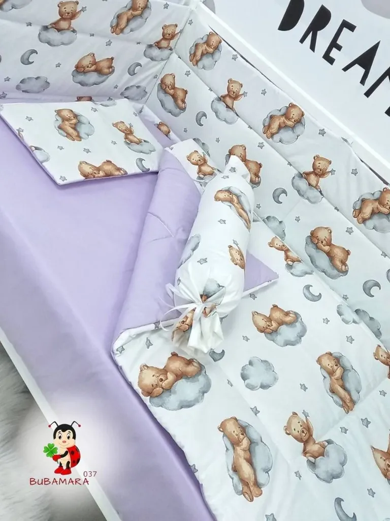 Bubamara037 Set posteljine za krevetac sa ravnom ogradicom, Lavanda