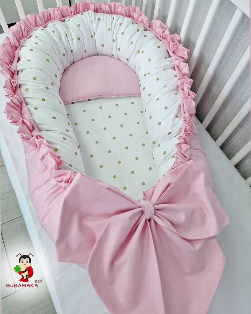 Bubamara037 Gnezdo za bebe sa karnerom Zlatne tufne, Roze