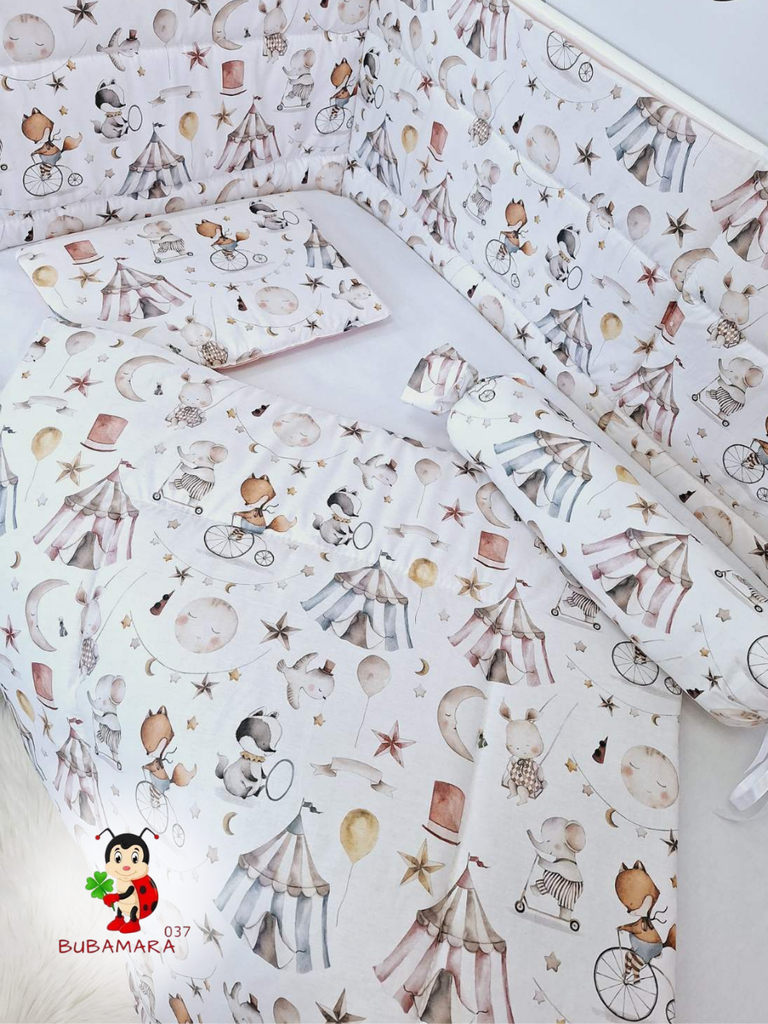 Bubamara037 Set posteljine za krevetac sa ravnom ogradicom Cirkus, Beli