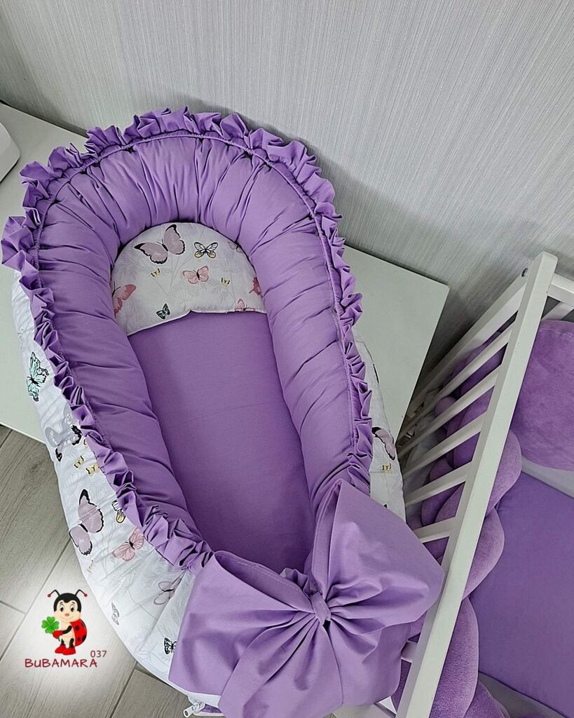 Bubamara037 Gnezdo za bebe sa karnerom Leptirići, Lavanda