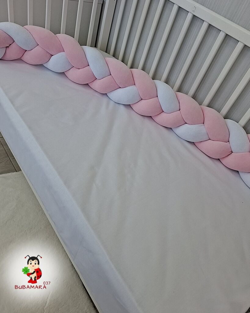 Bubamara037 Pletenica za krevetac, Trostruka, 300cm, Roze-bela