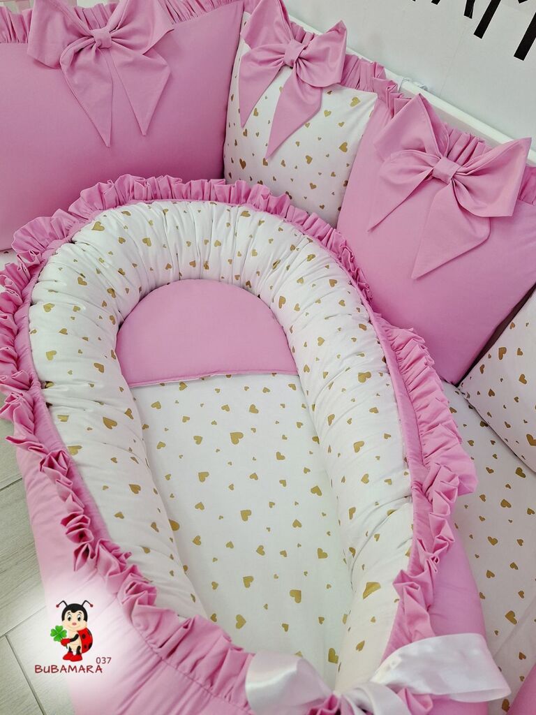 Bubamara037 Gnezdo za bebe sa karnerom Zlatna srca, Roze