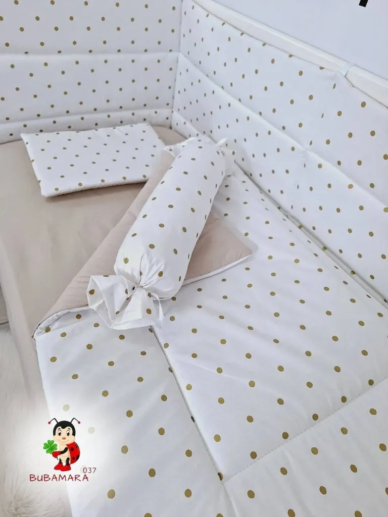 Bubamara037 Set posteljine za krevetac sa ravnom ogradicom Glitter, Bež
