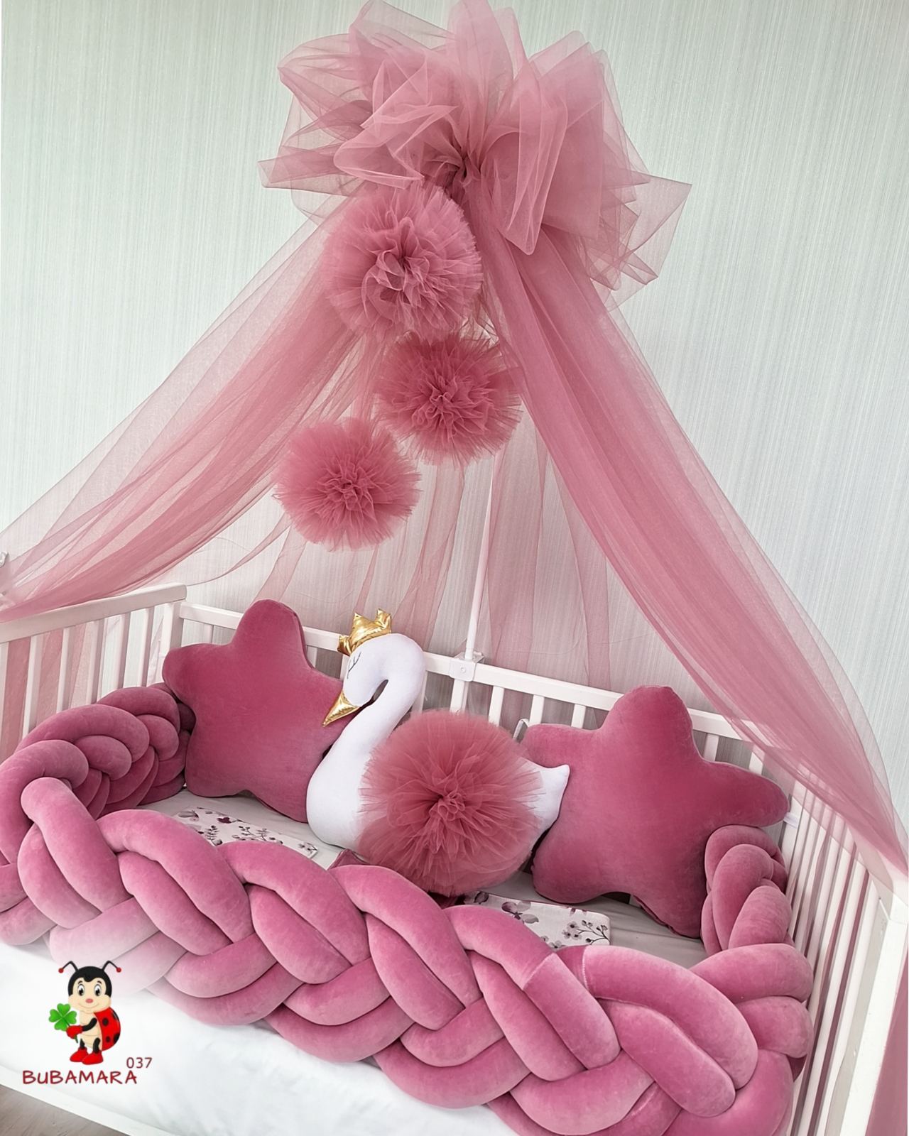 Bubamara037 Set za krevetac sa ogradicom od pletenica, bez držača, Roze-Beli