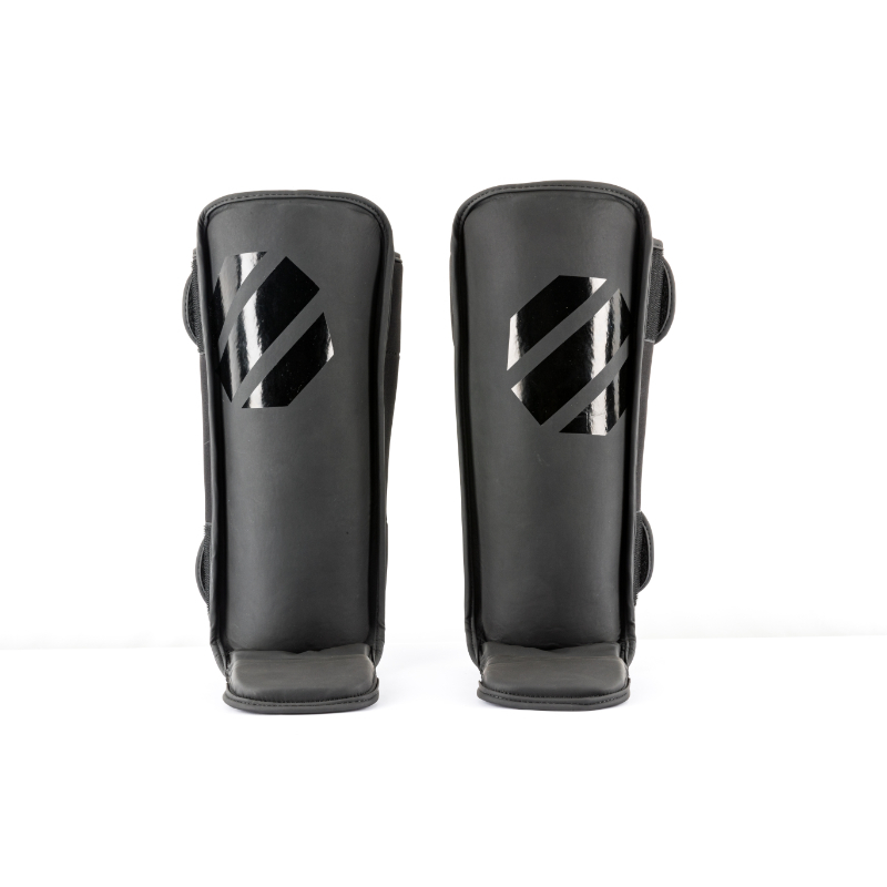 UFC Штитници Pro Tonal MMA Shin Guards црни M Најголема онлајн