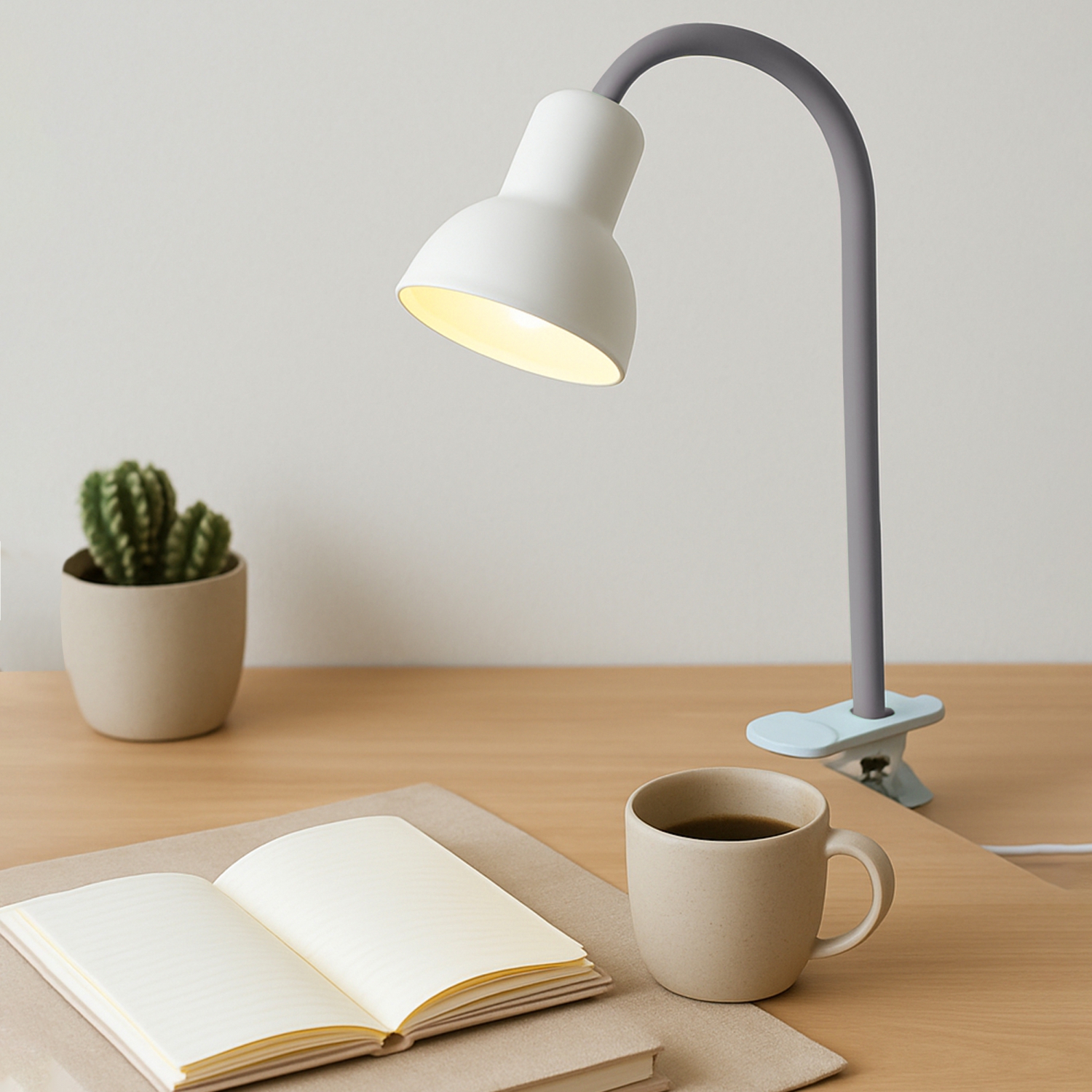 Stolna lampa Aksis siva