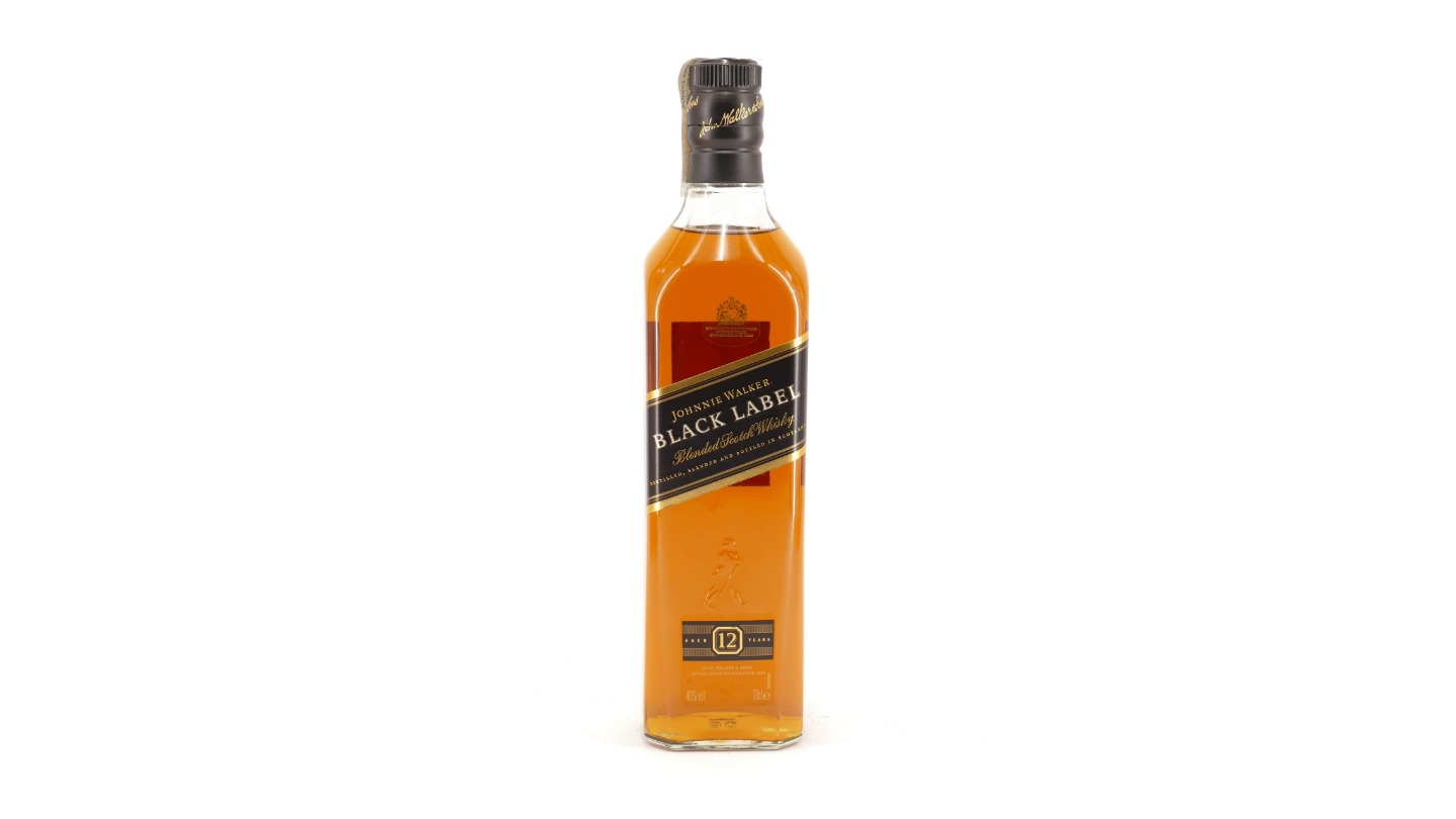 JOHNNIE WALKER Viski black label 0.7l Online prodaja Ananas